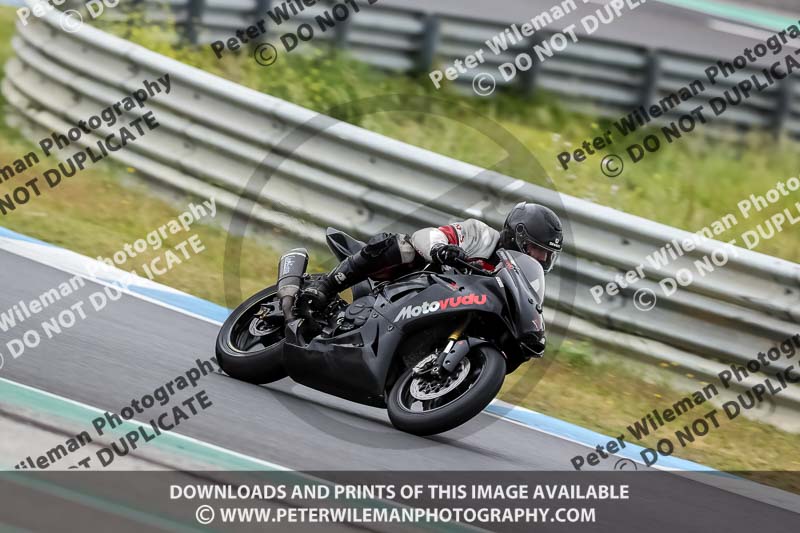 estoril;event digital images;motorbikes;no limits;peter wileman photography;portugal;trackday;trackday digital images